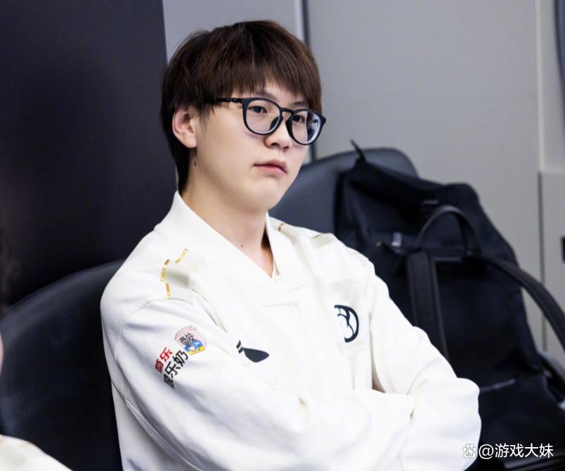 WBG力克PSG,Meiko操刀奇招英雄翻盘焦点之战小组赛,引爆全场热议 WBG力克PSG,Meiko操刀奇招英雄翻盘焦点之战小组赛,引爆全场热议