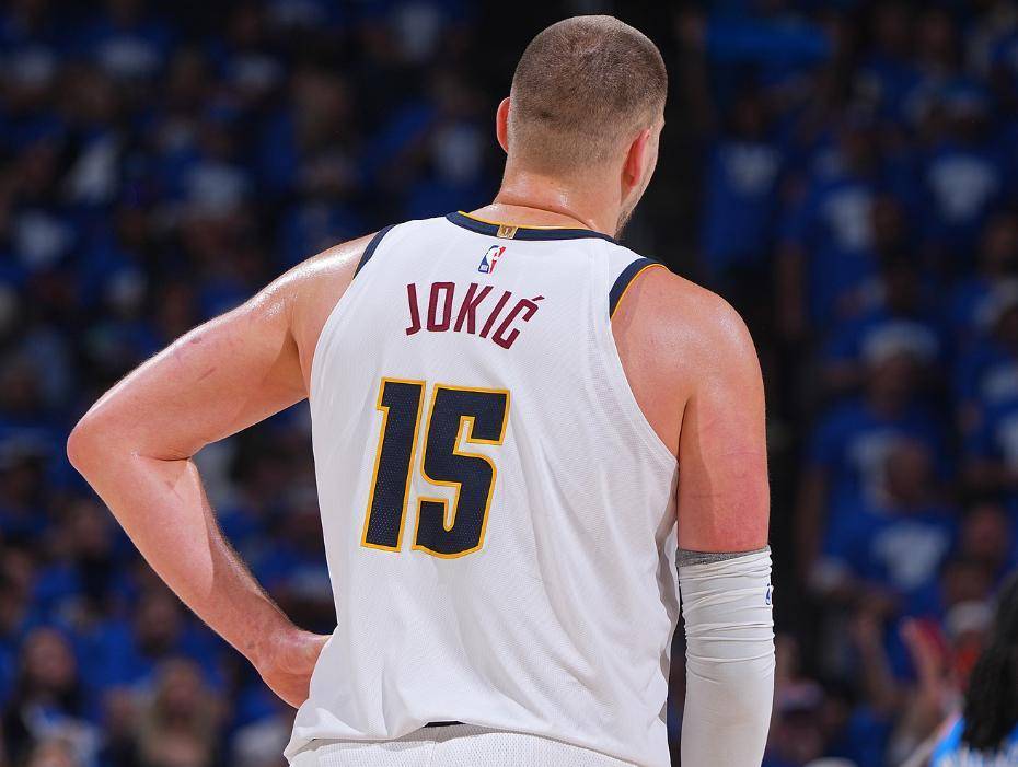 雄鹿翻盘辽宁队，约基奇统治全场