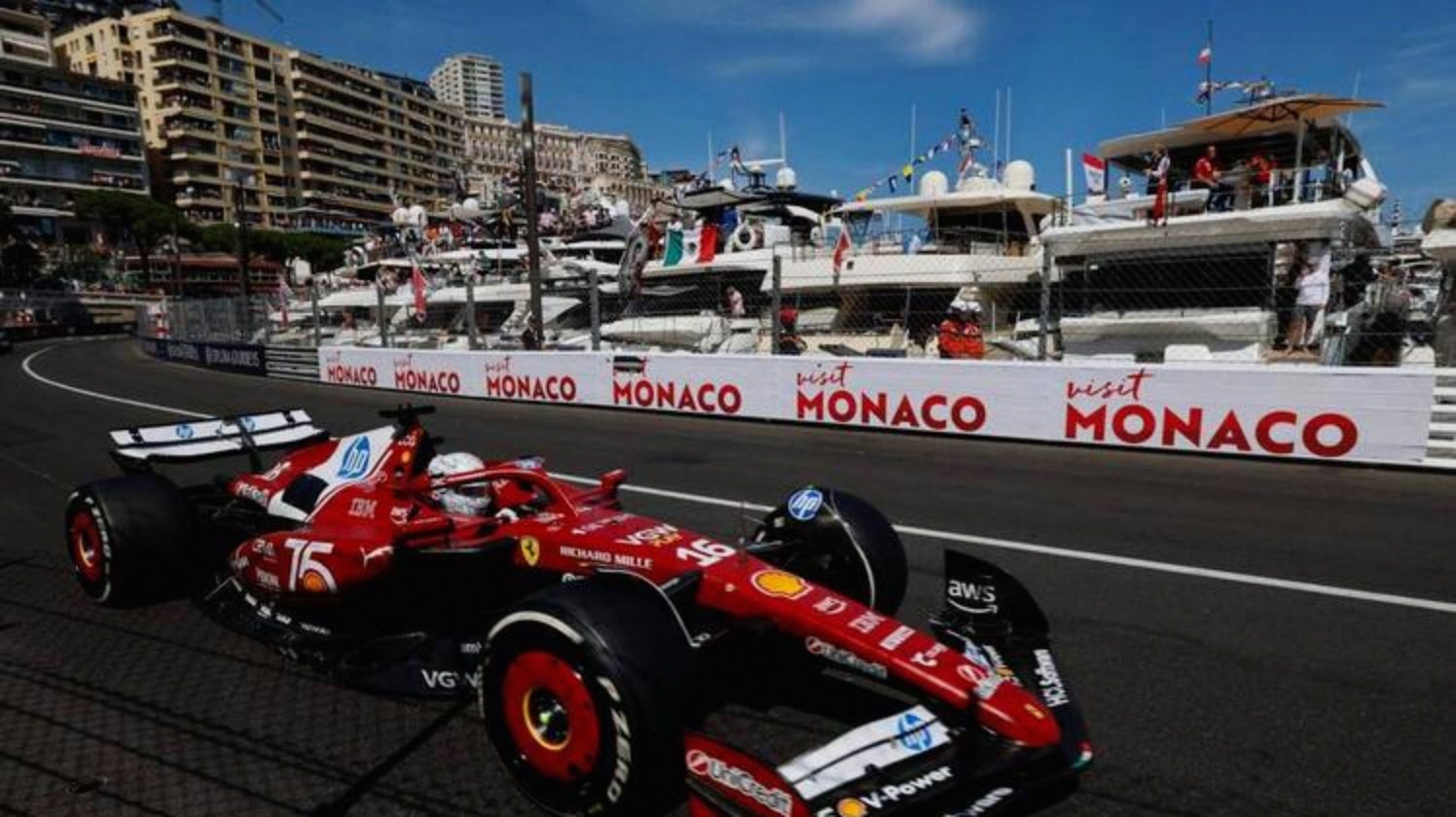 梅赛德斯绝杀红牛车队，勒克莱尔带队取胜