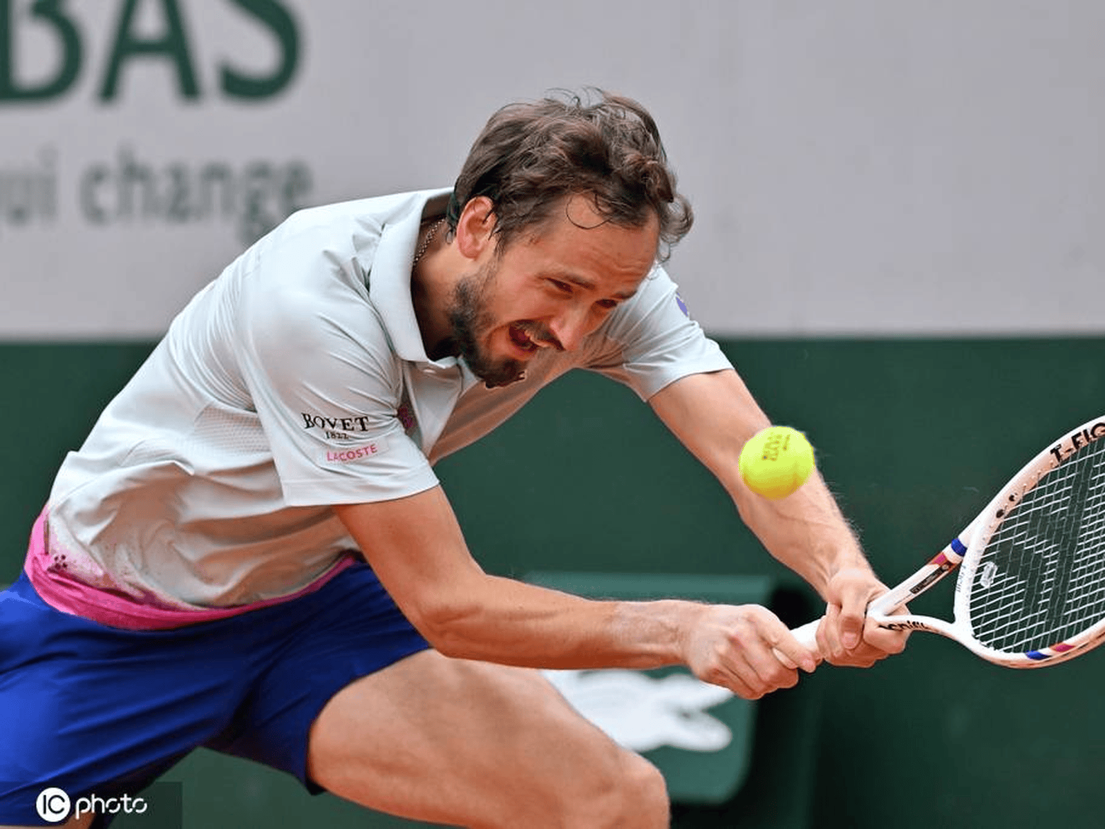 戴维斯杯碾压法网，梅德韦杰夫扛起全队