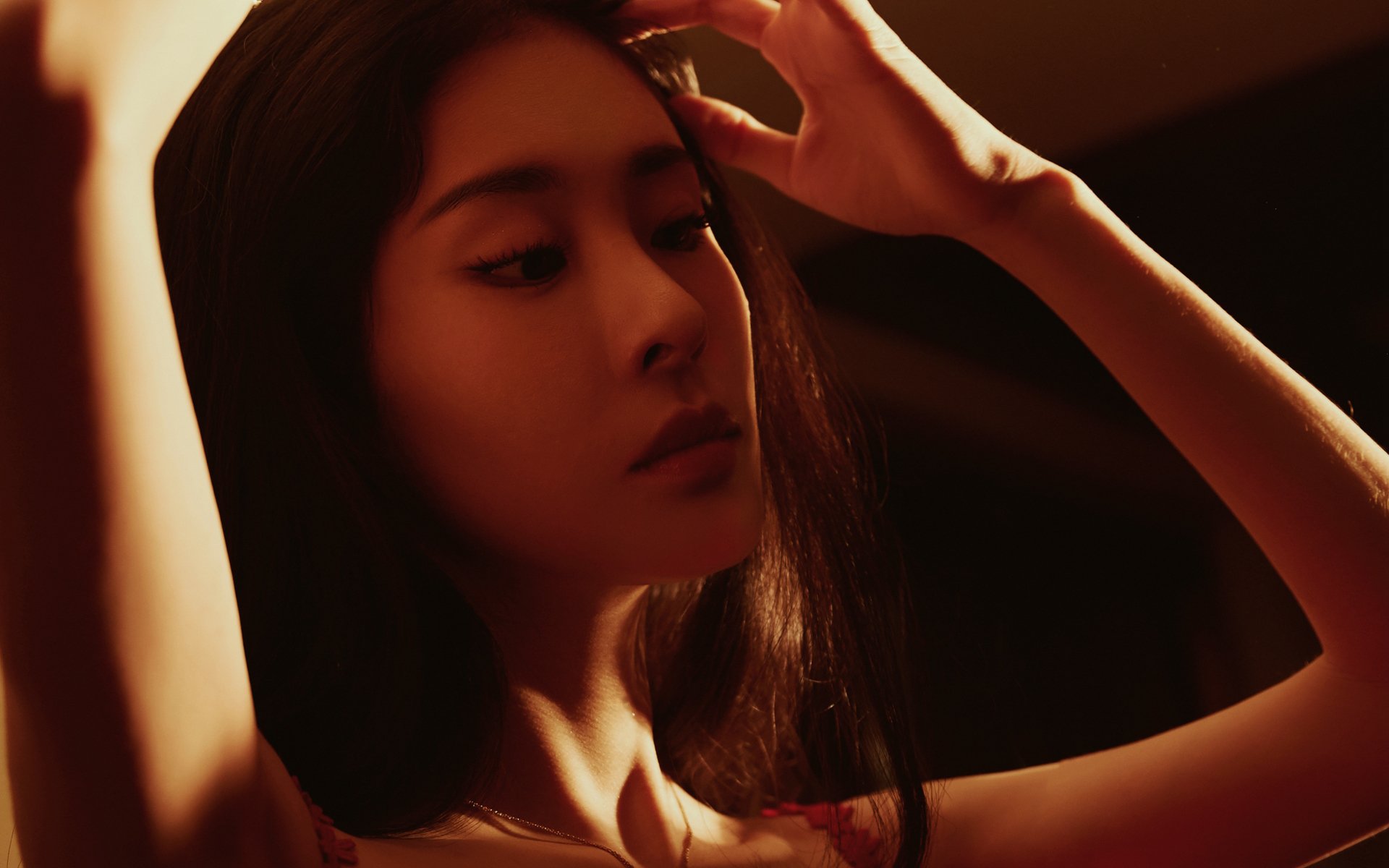 秘鲁足球爆冷胜安哥拉,篮球新星基耶萨季后赛独揽狂澜,跨体育领域的惊喜与统治力